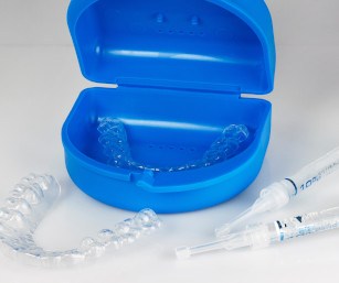 Picture of a teeth whitening kit